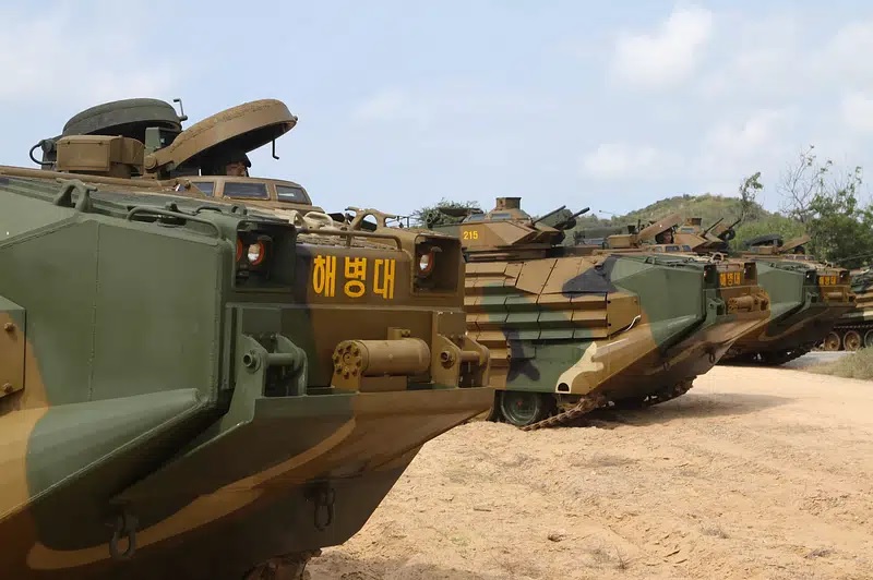 Think tank Korea's Hanwha Group Eyes Canadian Defense Market Expansion, photo Credit - rawpixel