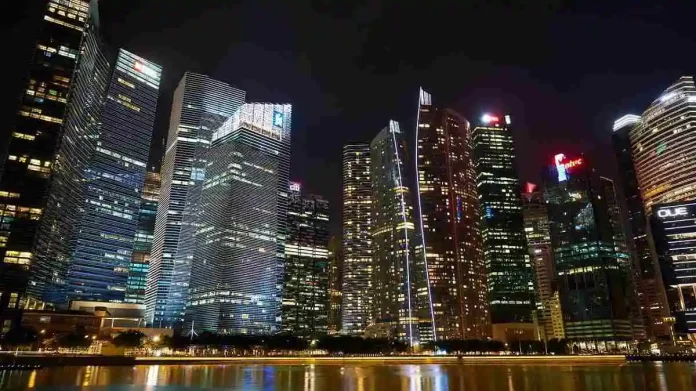 Asia Caught in Crossfire of U.S.-China Trade Battle, Photo Engin-Akyurt-Pixabay