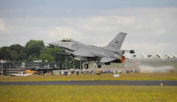 F-16 vs Rafale Pakistan’s Elite Pilots Prove Superiority, Photo Günter-Lohmeyer-Pixabay F-16 vs Rafale Pakistan’s Elite Pilots Prove Superiority, Photo Günter-Lohmeyer-Pixabay