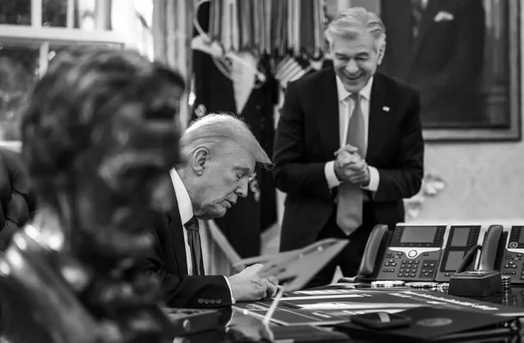 Did Trump Have to Surrender to End America’s 43-Day Nightmare?, Official-White-House-Photo-by-Abe-McNatt