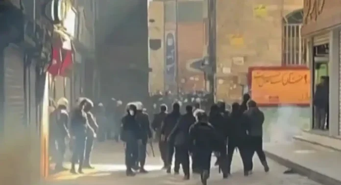 200+ Killed in Tehran – Can Trump Finally Bring Regime Change?, Photo Video Capture